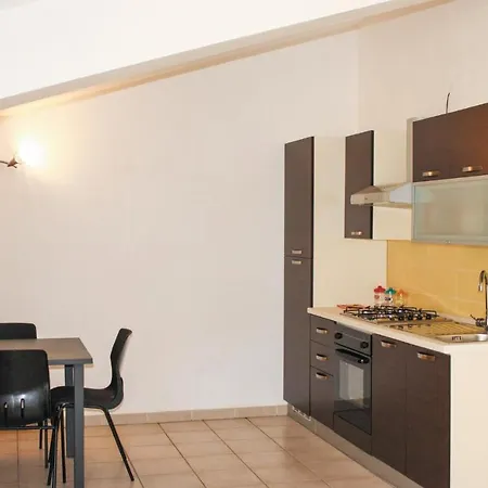 Apt, 5 Daire *